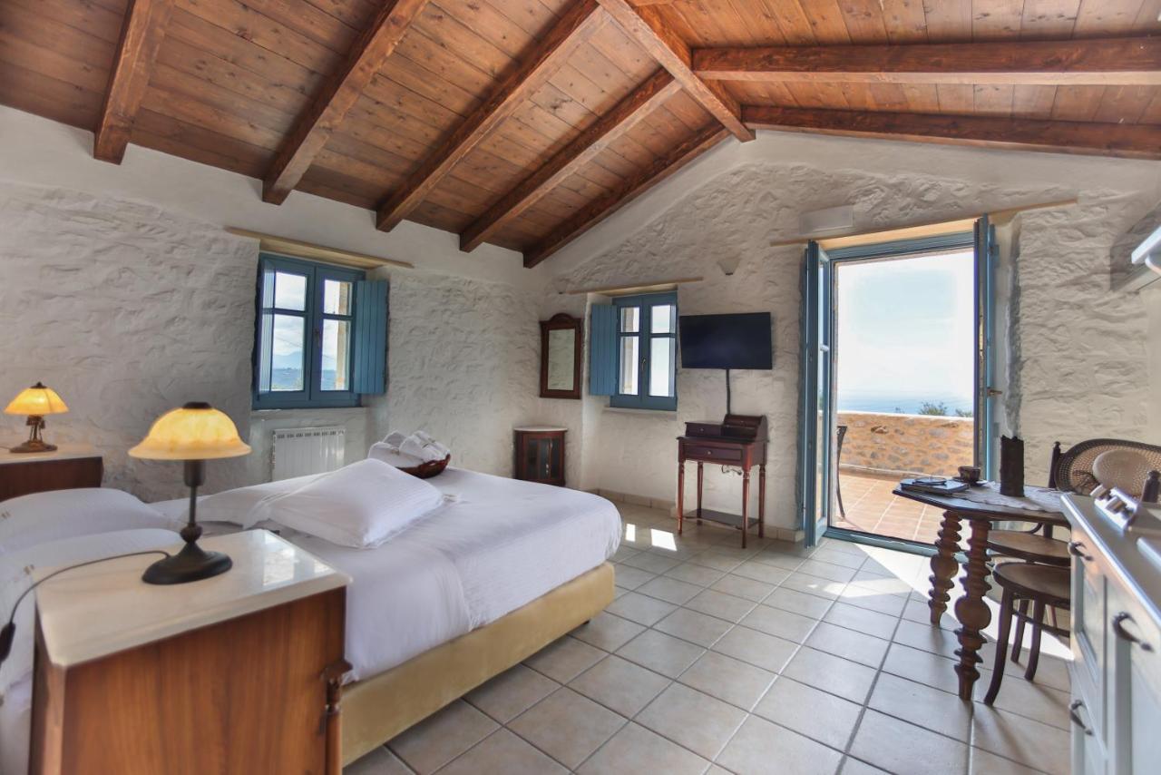 Lithos Stone Suites Areópoli Eksteriør bilde