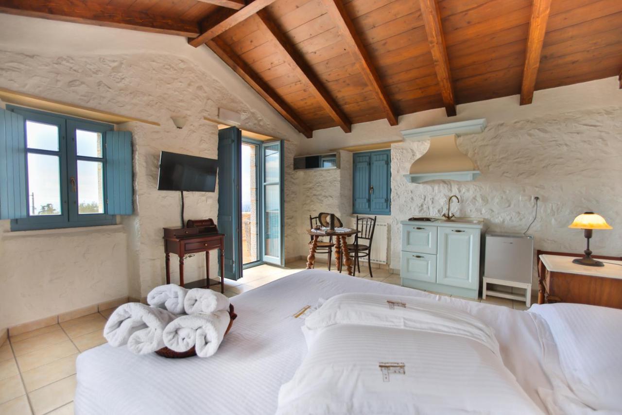 Lithos Stone Suites Areópoli Eksteriør bilde