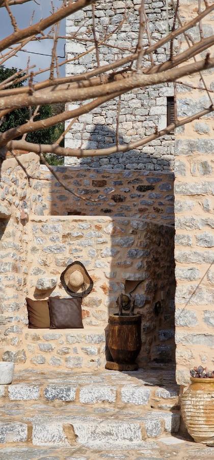 Lithos Stone Suites Areópoli Eksteriør bilde