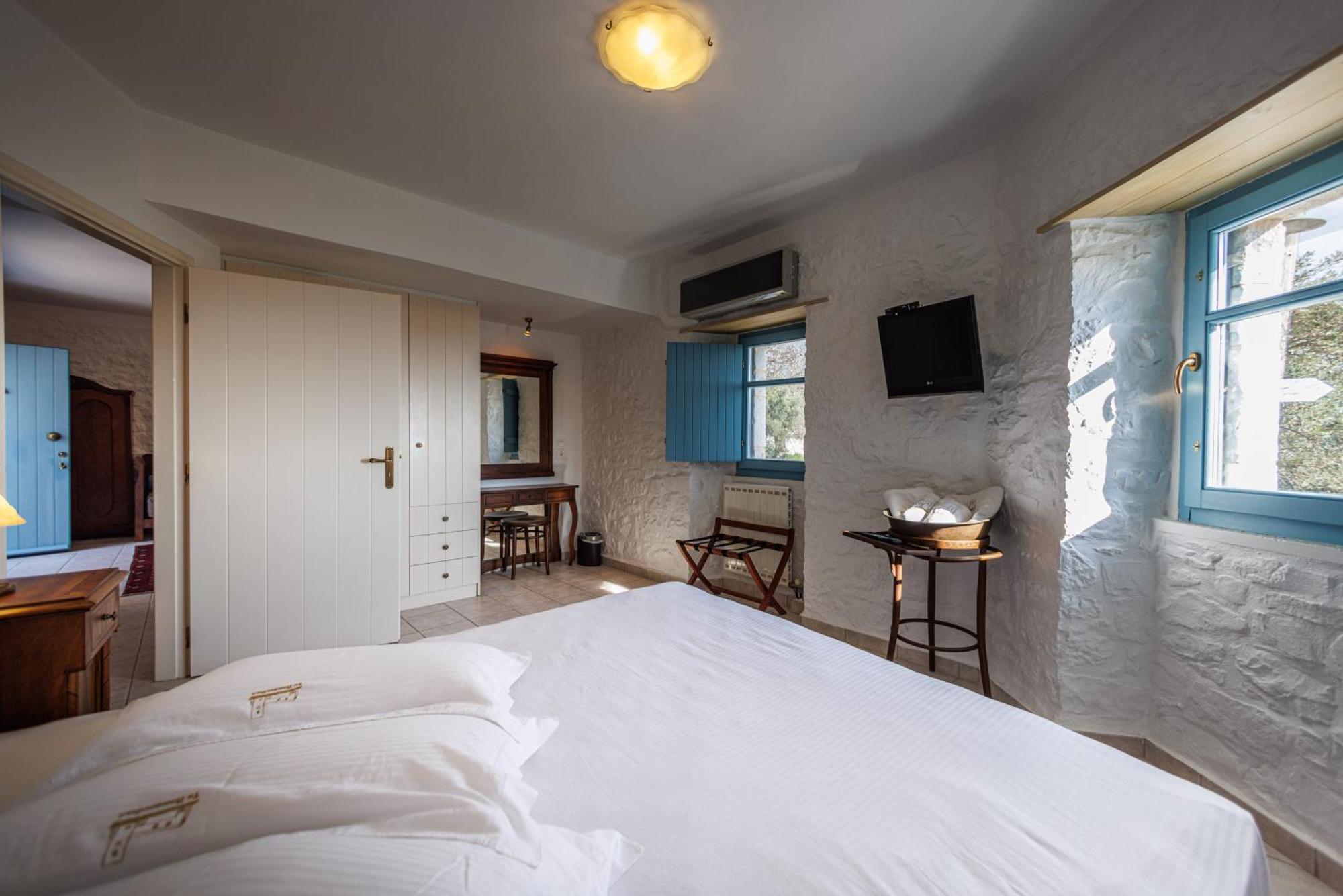 Lithos Stone Suites Areópoli Rom bilde